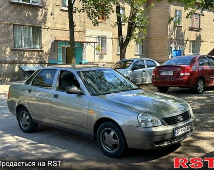 Серый ВАЗ Priora, объемом двигателя 1.6 л и пробегом 150 тыс. км за 2250 $, фото 1 на Automoto.ua