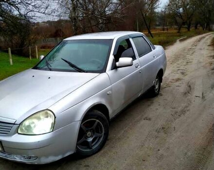 Серый ВАЗ Priora, объемом двигателя 1.6 л и пробегом 185 тыс. км за 2050 $, фото 3 на Automoto.ua