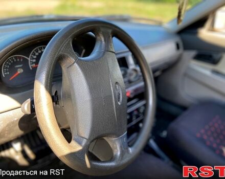 Сірий ВАЗ Priora, об'ємом двигуна 1.6 л та пробігом 190 тис. км за 2300 $, фото 2 на Automoto.ua