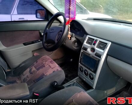 Серый ВАЗ Priora, объемом двигателя 1.6 л и пробегом 260 тыс. км за 2300 $, фото 5 на Automoto.ua