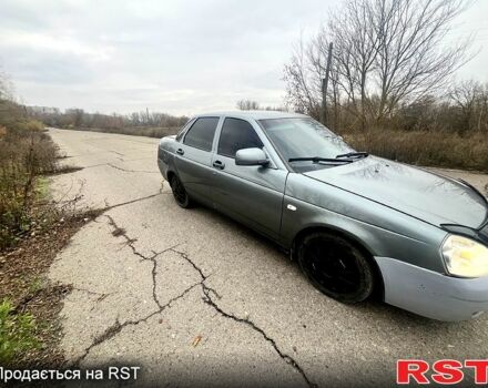 Серый ВАЗ Priora, объемом двигателя 1.6 л и пробегом 250 тыс. км за 2000 $, фото 2 на Automoto.ua