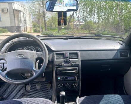 Серый ВАЗ Priora, объемом двигателя 1.6 л и пробегом 234 тыс. км за 2200 $, фото 7 на Automoto.ua