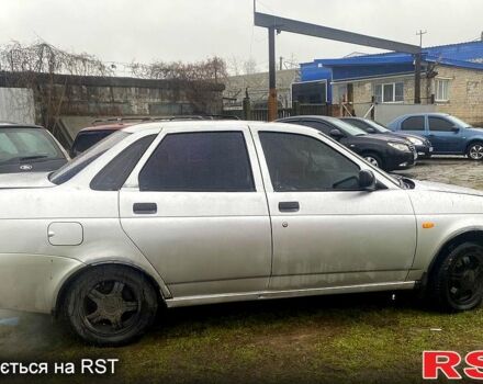Сірий ВАЗ Priora, об'ємом двигуна 1.6 л та пробігом 200 тис. км за 2299 $, фото 3 на Automoto.ua