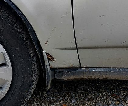 Серый ВАЗ Priora, объемом двигателя 1.6 л и пробегом 145 тыс. км за 1650 $, фото 7 на Automoto.ua