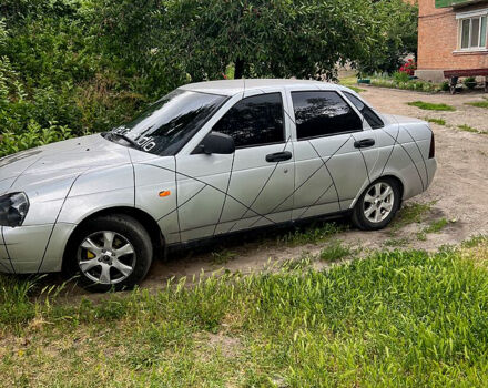 Серый ВАЗ Priora, объемом двигателя 1.6 л и пробегом 174 тыс. км за 2700 $, фото 1 на Automoto.ua