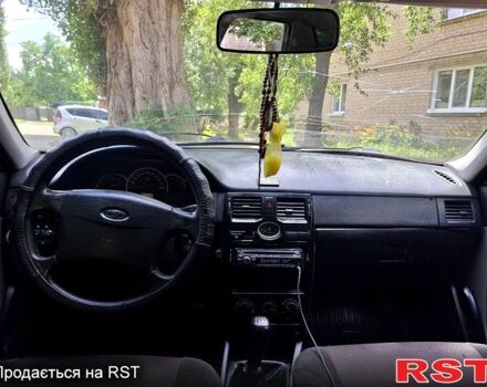 Сірий ВАЗ Priora, об'ємом двигуна 1.6 л та пробігом 200 тис. км за 2300 $, фото 4 на Automoto.ua