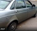 Сірий ВАЗ Priora, об'ємом двигуна 1.6 л та пробігом 210 тис. км за 2000 $, фото 2 на Automoto.ua