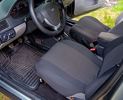 Сірий ВАЗ Priora, об'ємом двигуна 1.6 л та пробігом 135 тис. км за 4300 $, фото 5 на Automoto.ua