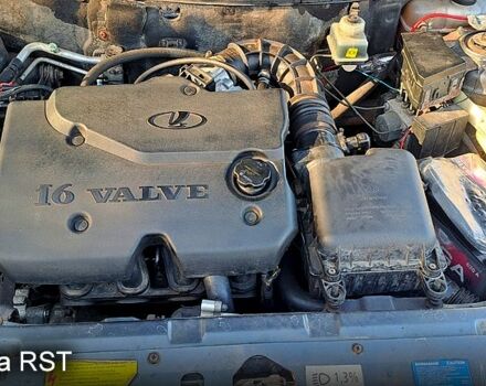 Серый ВАЗ Priora, объемом двигателя 1.6 л и пробегом 225 тыс. км за 3700 $, фото 7 на Automoto.ua