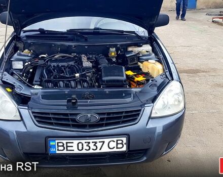 Серый ВАЗ Priora, объемом двигателя 1.6 л и пробегом 240 тыс. км за 2200 $, фото 1 на Automoto.ua