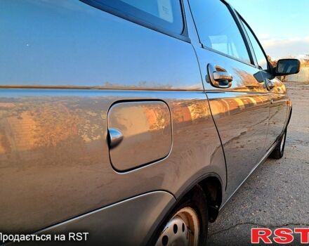 Сірий ВАЗ Priora, об'ємом двигуна 1.6 л та пробігом 127 тис. км за 3000 $, фото 7 на Automoto.ua