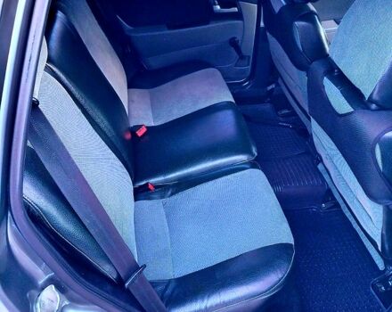 Серый ВАЗ Priora, объемом двигателя 1.6 л и пробегом 180 тыс. км за 3550 $, фото 7 на Automoto.ua