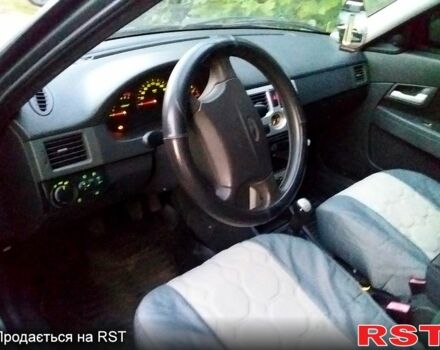 Серый ВАЗ Priora, объемом двигателя 1.6 л и пробегом 147 тыс. км за 3550 $, фото 4 на Automoto.ua