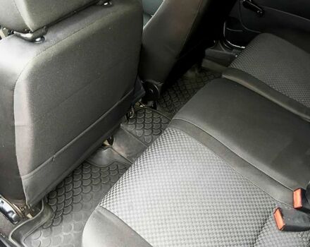 Серый ВАЗ Priora, объемом двигателя 1.6 л и пробегом 87 тыс. км за 3200 $, фото 6 на Automoto.ua