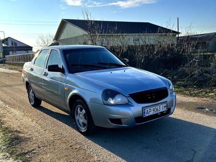 Серый ВАЗ Priora, объемом двигателя 1.6 л и пробегом 19000 тыс. км за 2950 $, фото 1 на Automoto.ua