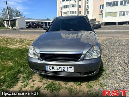 Серый ВАЗ Priora, объемом двигателя 1.6 л и пробегом 170 тыс. км за 2100 $, фото 1 на Automoto.ua