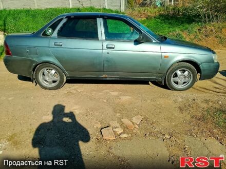 Серый ВАЗ Priora, объемом двигателя 1.6 л и пробегом 274 тыс. км за 1000 $, фото 1 на Automoto.ua
