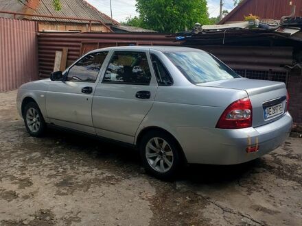 Серый ВАЗ Priora, объемом двигателя 1.6 л и пробегом 200 тыс. км за 1850 $, фото 1 на Automoto.ua