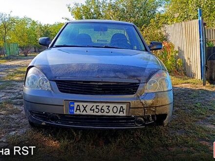 Серый ВАЗ Priora, объемом двигателя 1.6 л и пробегом 270 тыс. км за 840 $, фото 1 на Automoto.ua