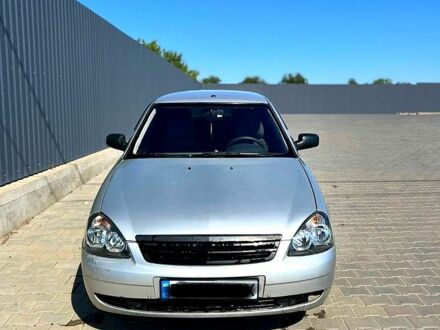 Серый ВАЗ Priora, объемом двигателя 1.6 л и пробегом 193 тыс. км за 2050 $, фото 1 на Automoto.ua
