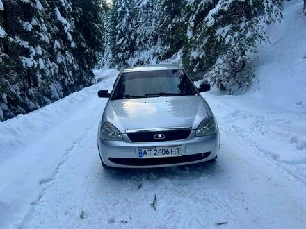 ВАЗ Priora 2008 в Ворохта на Automoto.ua Серый ВАЗ Priora, объемом двигателя 1.6 л и пробегом 170 тыс. км за 1800 $, фото 1 на Automoto.ua