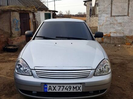 Сірий ВАЗ Priora, об'ємом двигуна 1.6 л та пробігом 143 тис. км за 2500 $, фото 1 на Automoto.ua