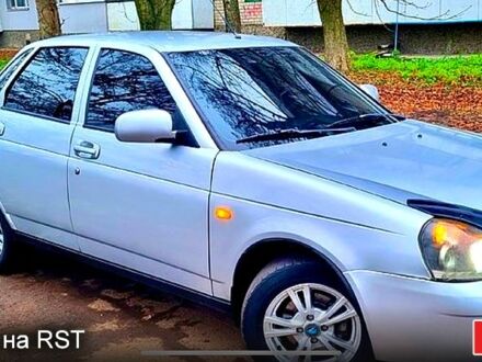 Серый ВАЗ Priora, объемом двигателя 1.6 л и пробегом 157 тыс. км за 2400 $, фото 1 на Automoto.ua