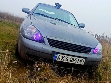 Серый ВАЗ Priora, объемом двигателя 1.6 л и пробегом 200 тыс. км за 3000 $, фото 1 на Automoto.ua