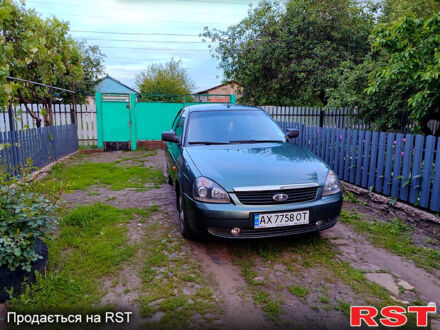 Сірий ВАЗ Priora, об'ємом двигуна 1.6 л та пробігом 264 тис. км за 2200 $, фото 1 на Automoto.ua