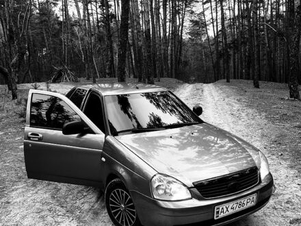 Сірий ВАЗ Priora, об'ємом двигуна 1.6 л та пробігом 28000 тис. км за 3200 $, фото 1 на Automoto.ua