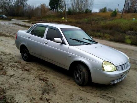 Серый ВАЗ Priora, объемом двигателя 1.6 л и пробегом 185 тыс. км за 2050 $, фото 1 на Automoto.ua