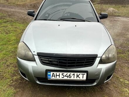 Серый ВАЗ Priora, объемом двигателя 1.6 л и пробегом 335 тыс. км за 1650 $, фото 1 на Automoto.ua