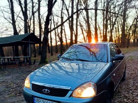 Сірий ВАЗ Priora, об'ємом двигуна 1.6 л та пробігом 0 тис. км за 2000 $, фото 1 на Automoto.ua