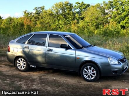 Серый ВАЗ Priora, объемом двигателя 1.6 л и пробегом 235 тыс. км за 3200 $, фото 1 на Automoto.ua