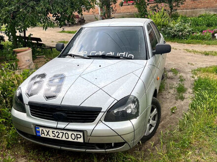 ВАЗ Priora 2010 в Красноград на Automoto.ua Серый ВАЗ Priora, объемом двигателя 1.6 л и пробегом 174 тыс. км за 2700 $, фото 1 на Automoto.ua