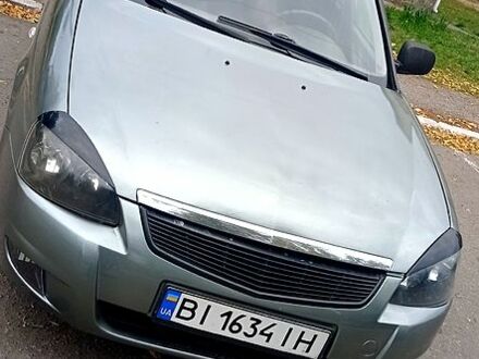 Сірий ВАЗ Priora, об'ємом двигуна 1.6 л та пробігом 210 тис. км за 2000 $, фото 1 на Automoto.ua