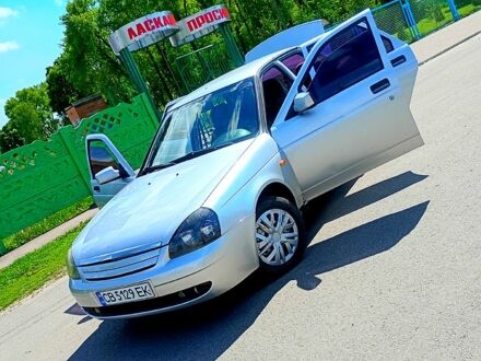 Сірий ВАЗ Priora, об'ємом двигуна 1.6 л та пробігом 186 тис. км за 3000 $, фото 1 на Automoto.ua