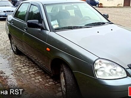 Серый ВАЗ Priora, объемом двигателя 1.6 л и пробегом 72 тыс. км за 2700 $, фото 1 на Automoto.ua