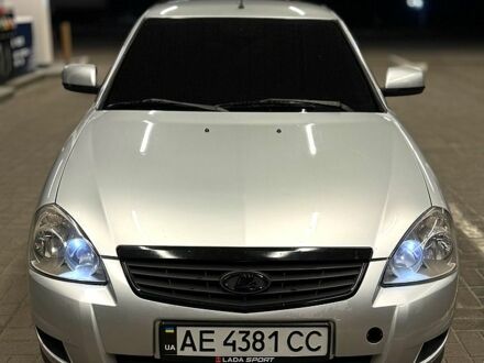 ВАЗ Priora 2012 у Дніпро (Дніпропетровську) на Automoto.ua Сірий ВАЗ Priora, об'ємом двигуна 1.6 л та пробігом 160 тис. км за 6000 $, фото 1 на Automoto.ua