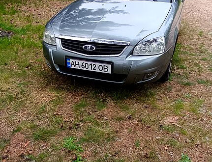 Сірий ВАЗ Priora, об'ємом двигуна 1.6 л та пробігом 135 тис. км за 4300 $, фото 1 на Automoto.ua