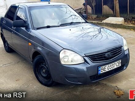 ВАЗ Priora 2013 в Николаеве на Automoto.ua Серый ВАЗ Priora, объемом двигателя 1.6 л и пробегом 240 тыс. км за 2200 $, фото 1 на Automoto.ua