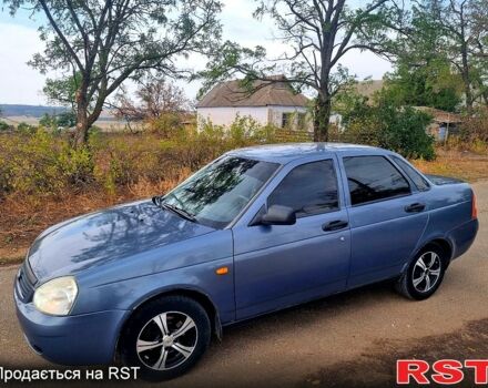 Синий ВАЗ Priora, объемом двигателя 1.6 л и пробегом 254 тыс. км за 2750 $, фото 3 на Automoto.ua