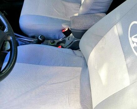 Синий ВАЗ Priora, объемом двигателя 1.6 л и пробегом 196 тыс. км за 2800 $, фото 1 на Automoto.ua