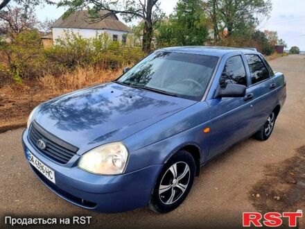 Синий ВАЗ Priora, объемом двигателя 1.6 л и пробегом 254 тыс. км за 2750 $, фото 1 на Automoto.ua