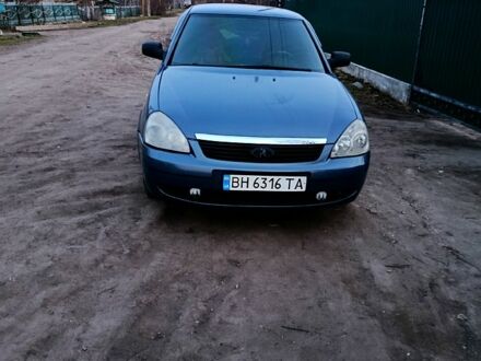 Синий ВАЗ Priora, объемом двигателя 1.6 л и пробегом 230 тыс. км за 2000 $, фото 1 на Automoto.ua