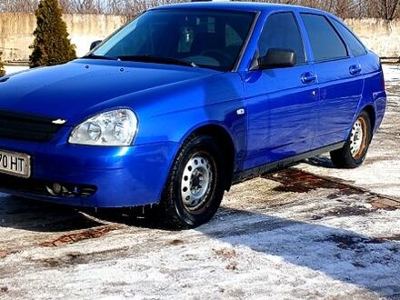 Синий ВАЗ Priora, объемом двигателя 1.6 л и пробегом 140 тыс. км за 3800 $, фото 1 на Automoto.ua