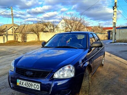 Синий ВАЗ Priora, объемом двигателя 1.6 л и пробегом 118 тыс. км за 2000 $, фото 1 на Automoto.ua