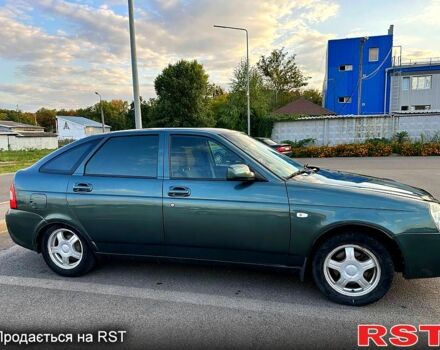 Зелений ВАЗ Priora, об'ємом двигуна 1.6 л та пробігом 210 тис. км за 3000 $, фото 2 на Automoto.ua