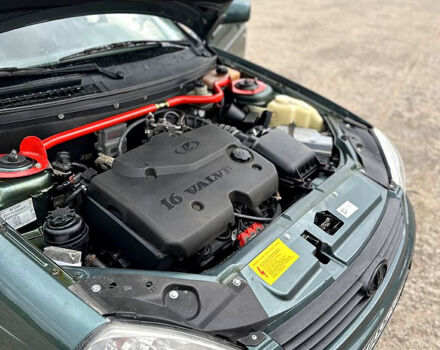 Зелений ВАЗ Priora, об'ємом двигуна 1.6 л та пробігом 125 тис. км за 3199 $, фото 12 на Automoto.ua