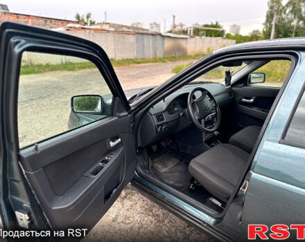 Зелений ВАЗ Priora, об'ємом двигуна 1.6 л та пробігом 125 тис. км за 3199 $, фото 7 на Automoto.ua